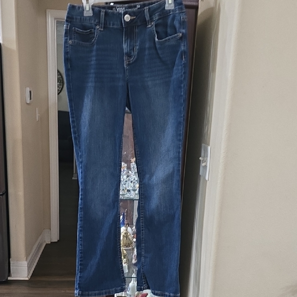 Maurices Blue Straight Leg Jeans Classic Denim Size 6 Short